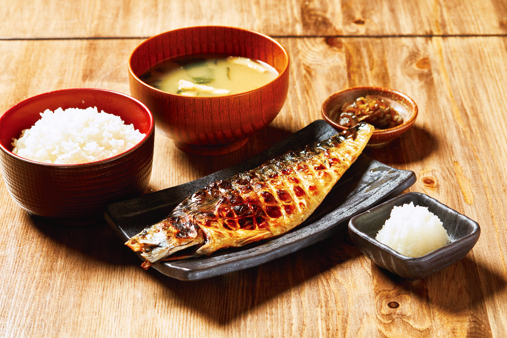 炭火焼和めし処　しんぱち食堂