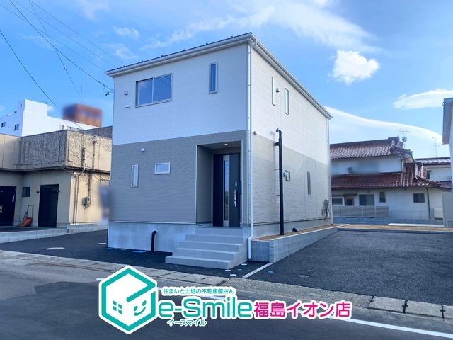 Ｃｒａｄｌｅ　ｇａｒｄｅｎ　伊達市梁川町御八郎第１　３号棟