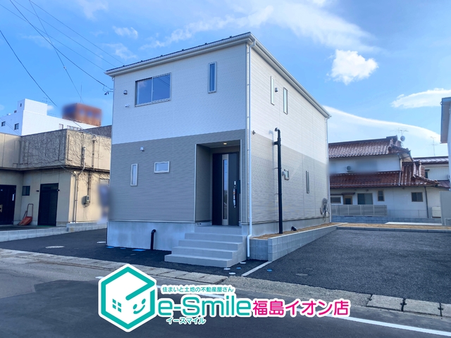 Ｃｒａｄｌｅ　ｇａｒｄｅｎ　伊達市梁川町御八郎第１　３号棟