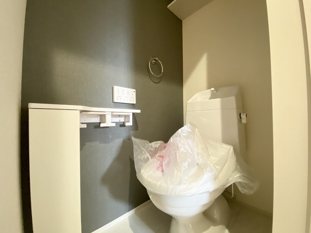 ～トイレ～
1階・2階にウォシュレット機能付きトイレを完備！2ヶ所あると混雑する朝は助かります。