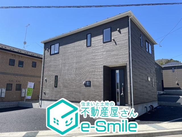 Ｃｒａｄｌｅ　ｇａｒｄｅｎ　郭内第５ 　６号棟
