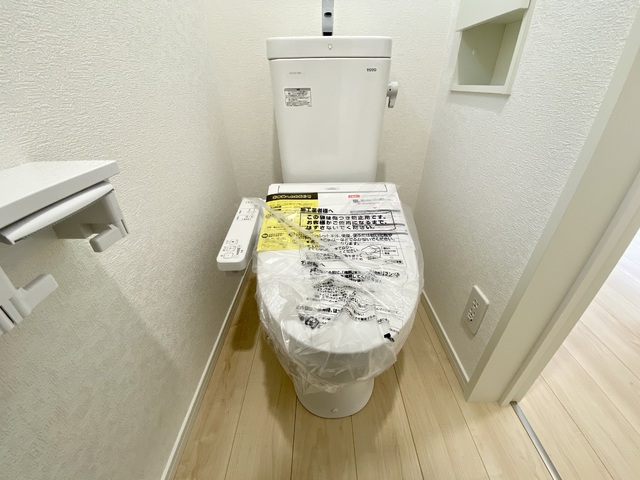 ～トイレ～
1階・2階にウォシュレット機能付きトイレを完備！2ヶ所あると混雑する朝は助かります。